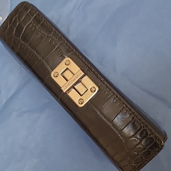 Vegan Leather Vintage Shiny Textured Box Bag - Picture 11 of 13